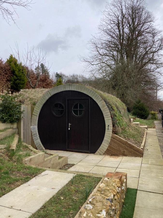 Five Cottages In Aonb And A Hobbit House! 坎特伯雷 外观 照片